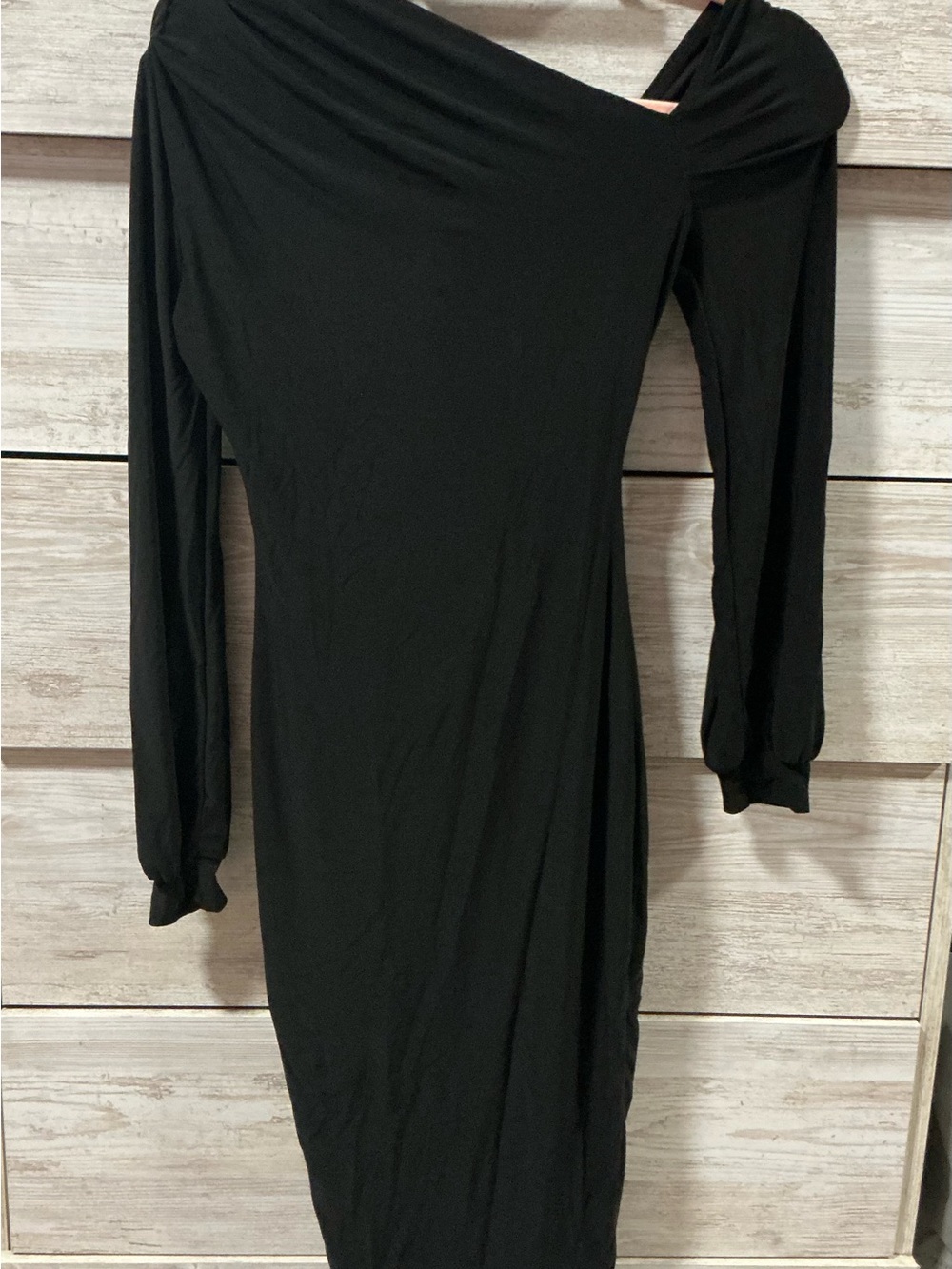 One-Shoulder Black Bodycon Dress with Long Sleeve